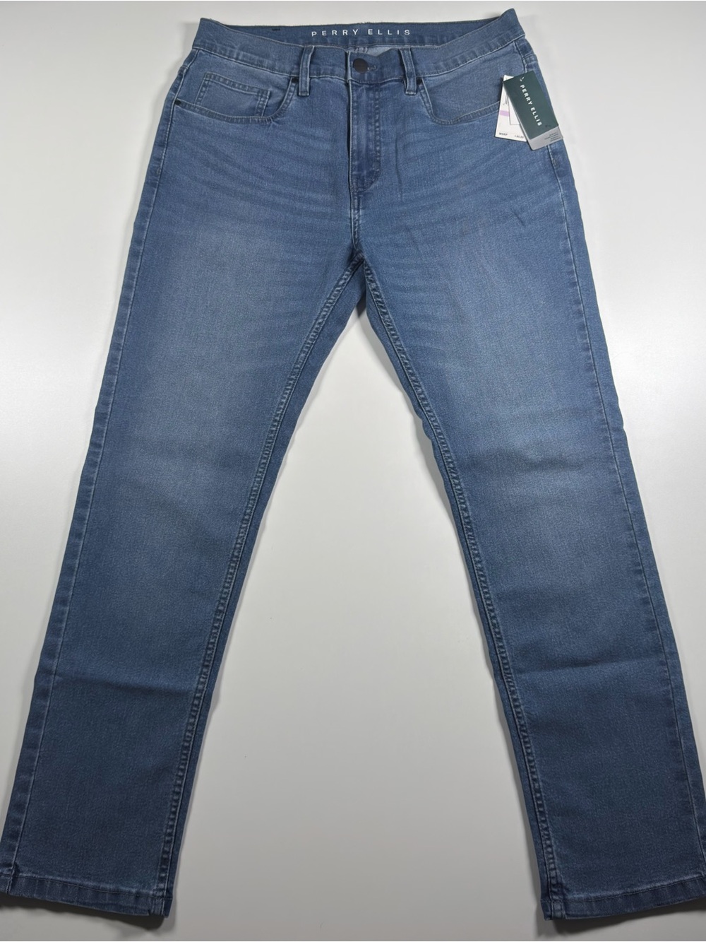 Perry Ellis Men's Slim Straight Jeans in Medium Blue 32/30